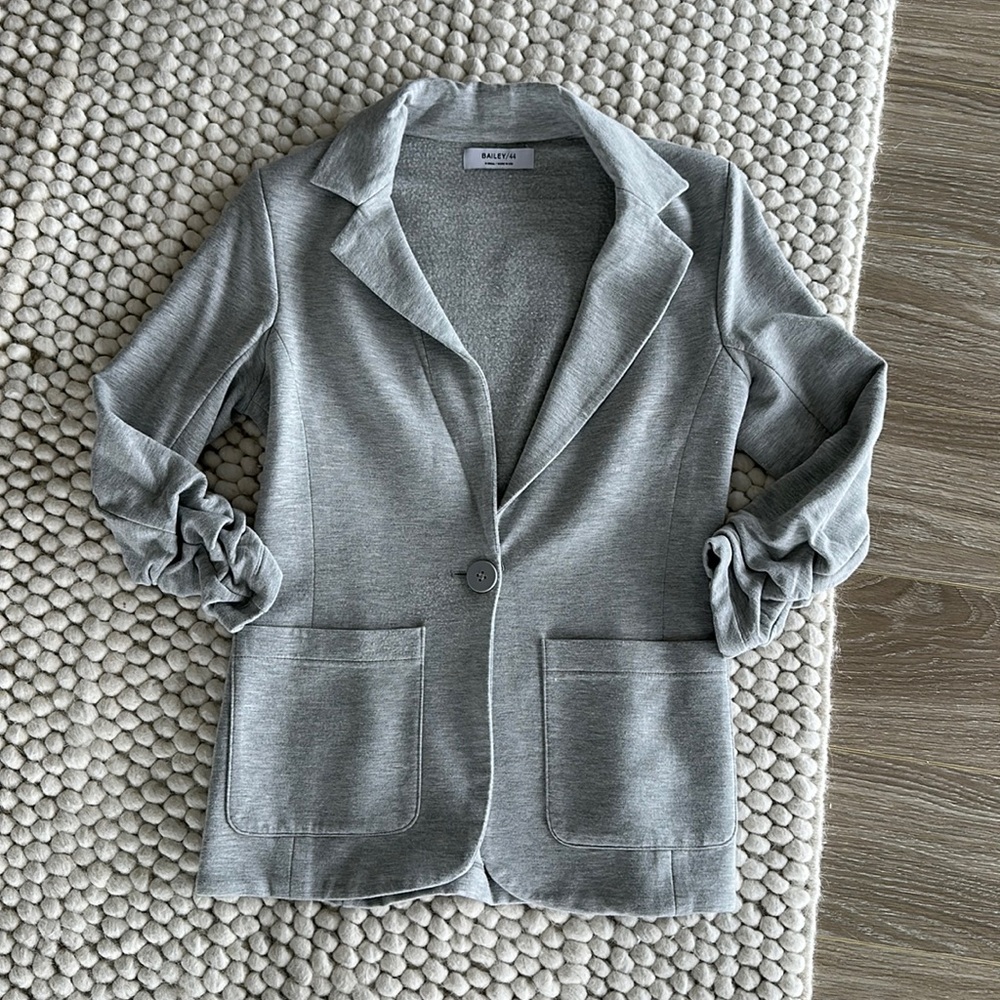 Bailey 44 soft jersey blazer